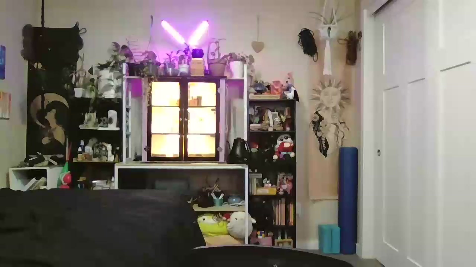 Gallery image thumbnail from ToniTime's myfreecams stream on, 05/13/2026, 01:14 image 16 of 20