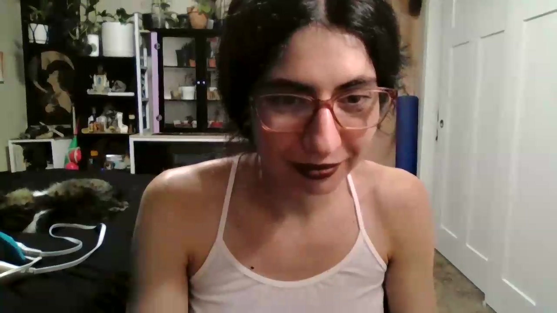 Gallery image thumbnail from ToniTime's myfreecams stream on, 05/19/2026, 10:56 image 16 of 20