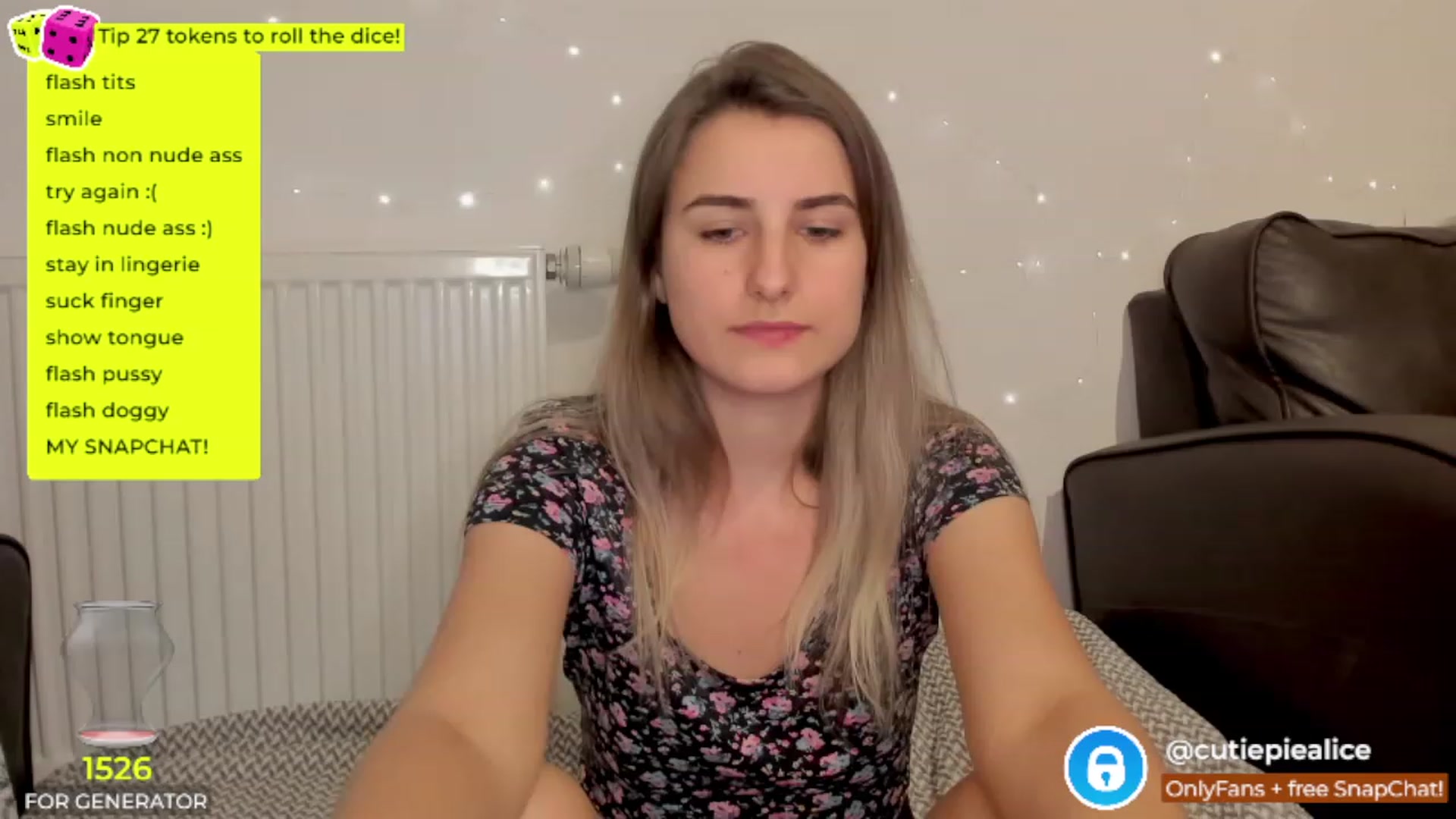 Gallery image thumbnail from TooBoringGirl's myfreecams stream on, 11/22/2022, 21:26 image 3 of 20