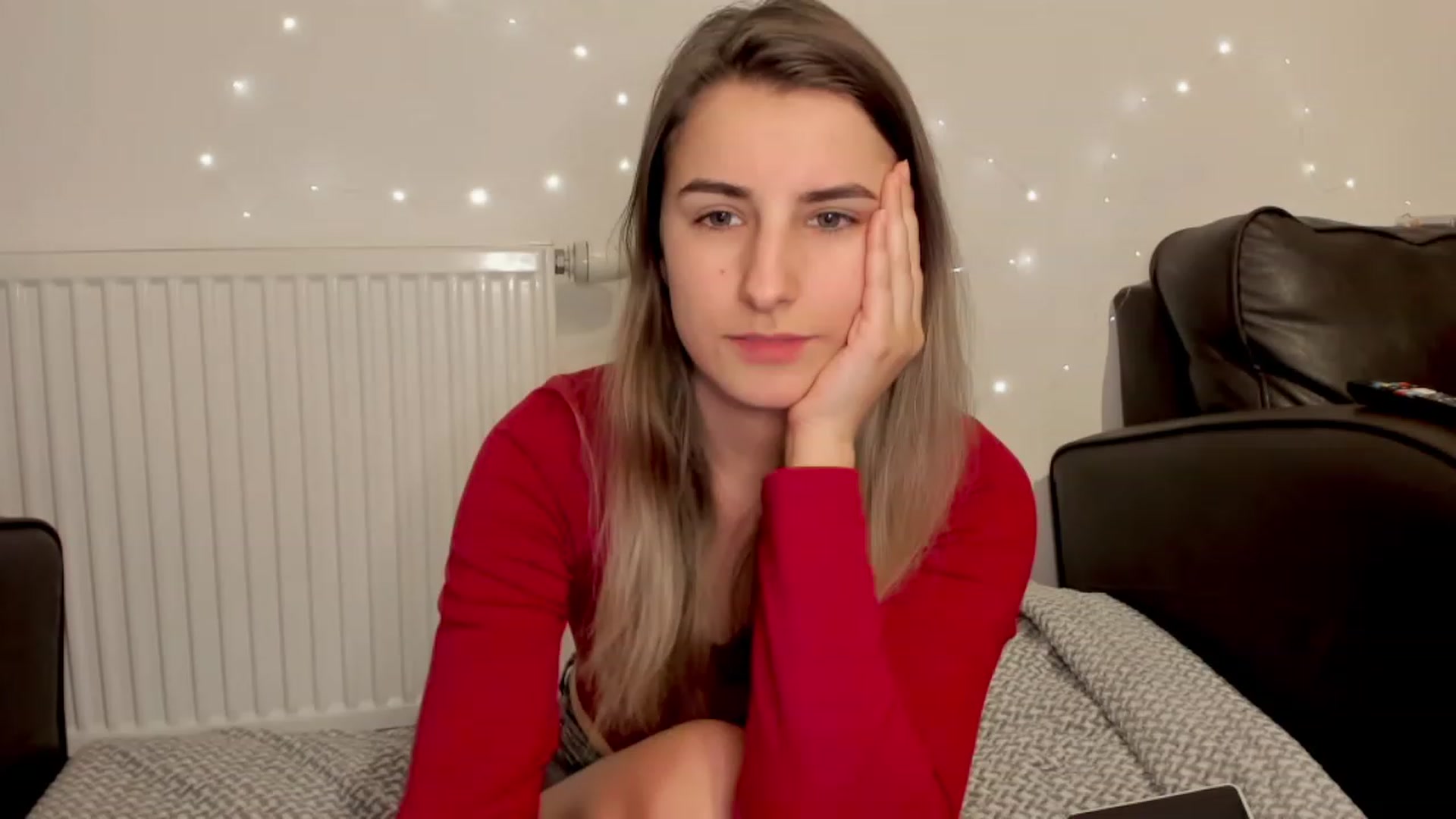 Gallery image thumbnail from TooBoringGirl's myfreecams stream on, 12/01/2022, 08:12 image 11 of 20
