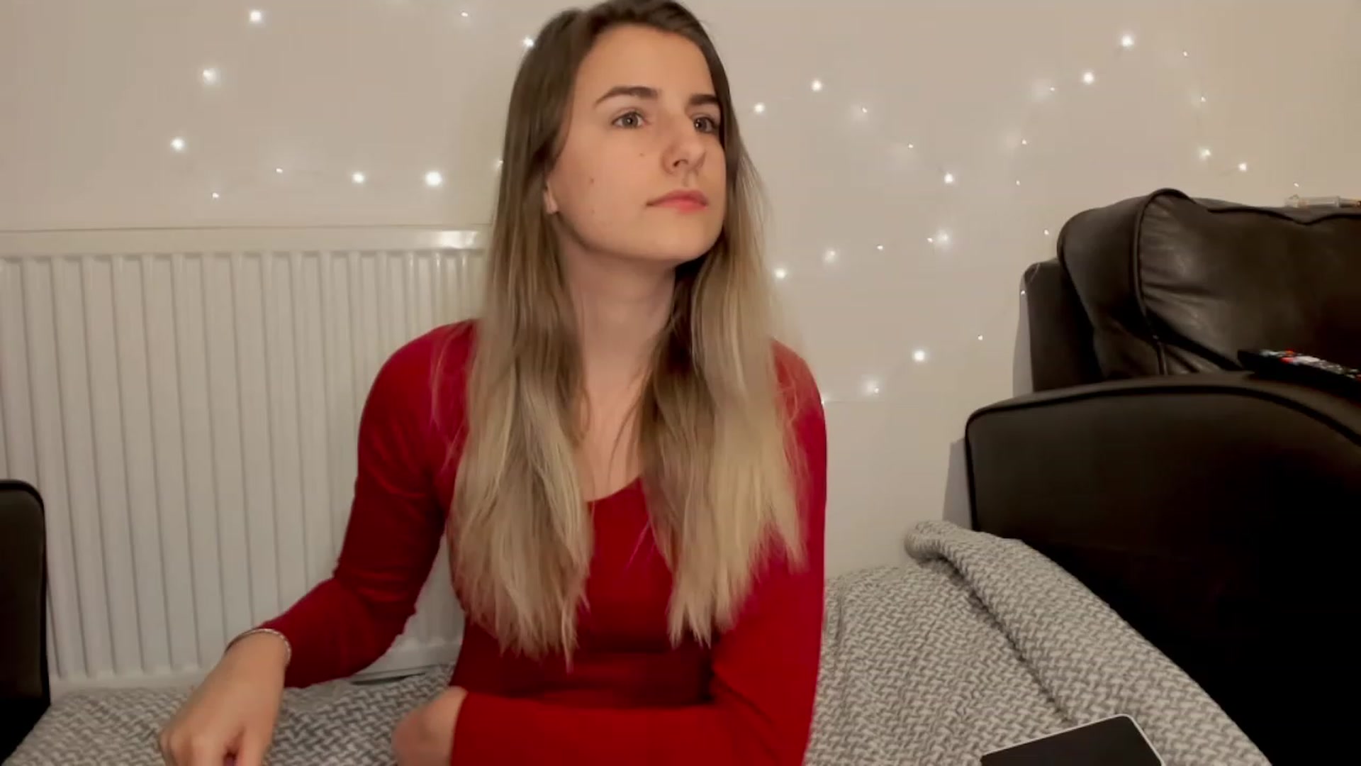 Gallery image thumbnail from TooBoringGirl's myfreecams stream on, 12/01/2022, 08:12 image 7 of 20
