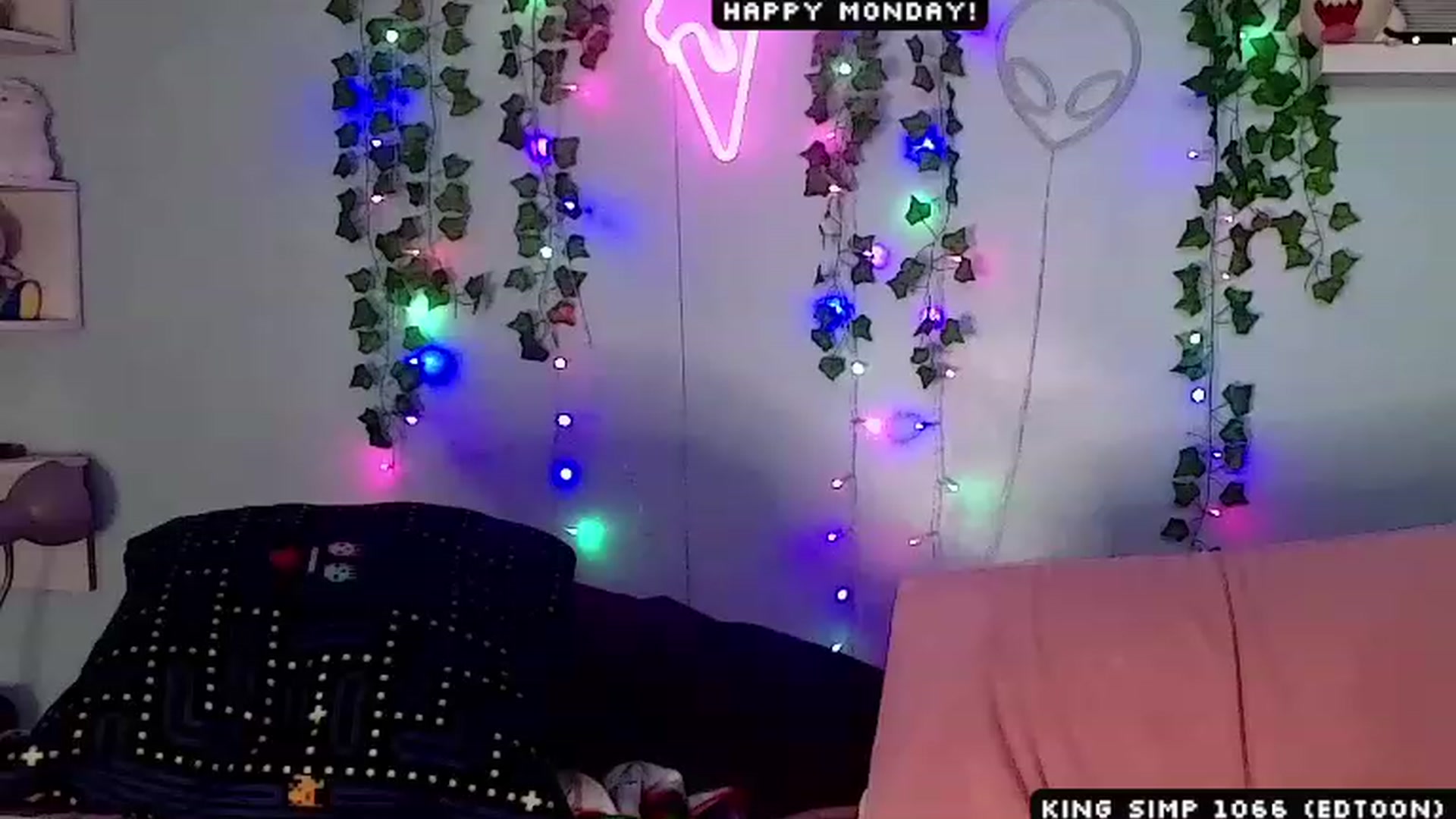 Gallery image thumbnail from TooBrit's myfreecams stream on, 12/27/2022, 07:26 image 7 of 20