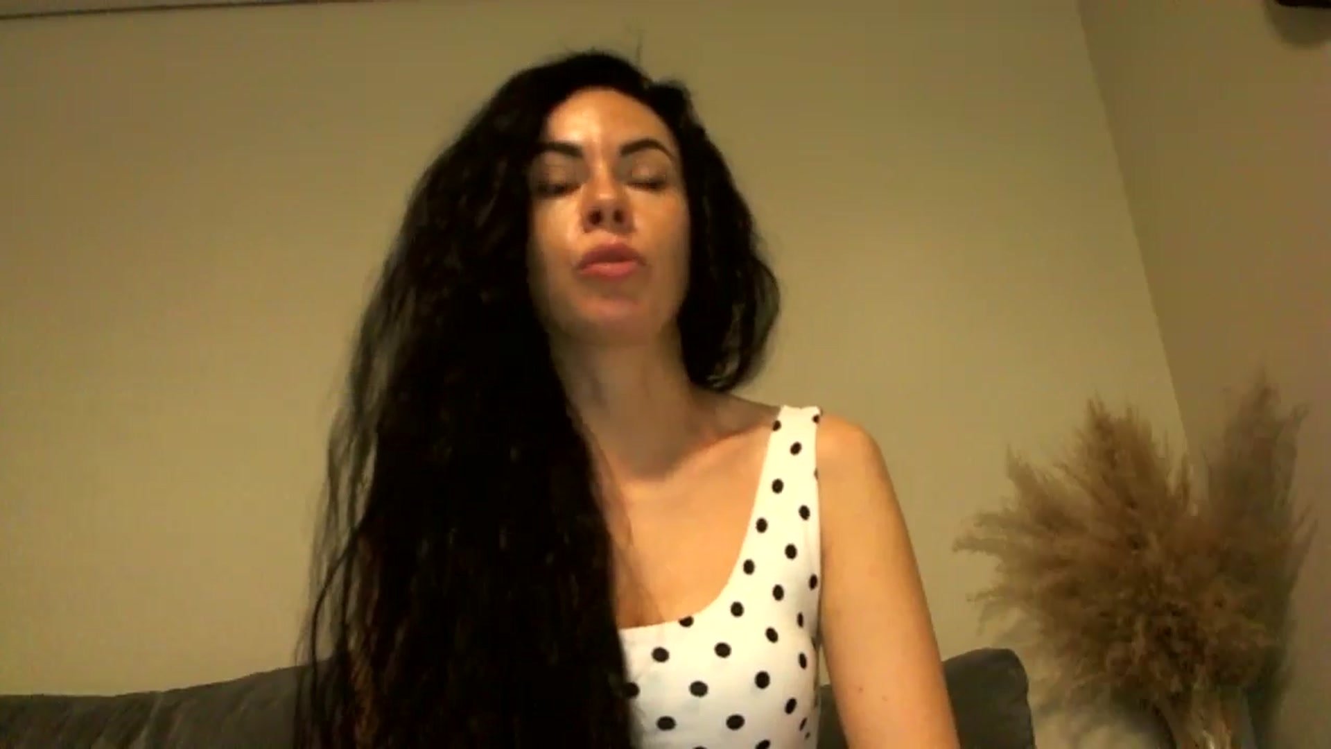 Gallery image thumbnail from TooOld4Sex's myfreecams stream on, 08/26/2024, 05:17 image 10 of 20