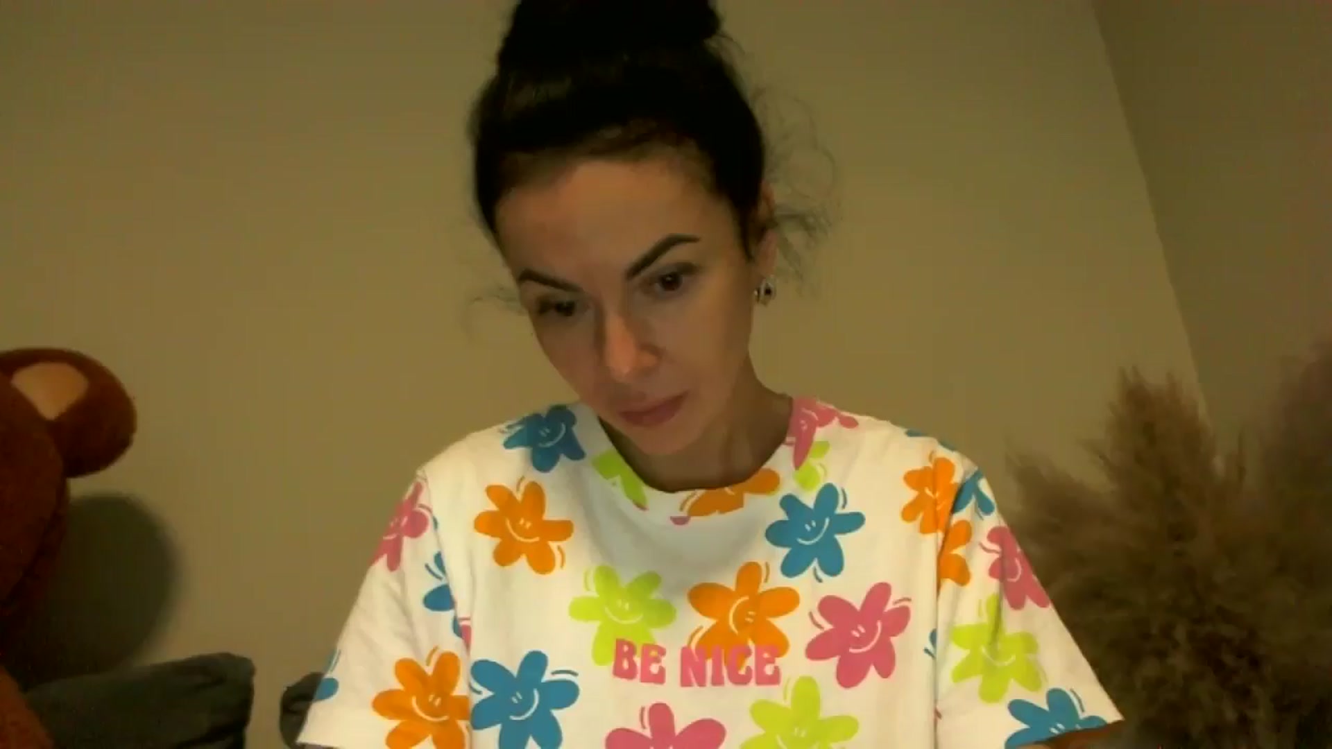 Gallery image thumbnail from TooOld4Sex's myfreecams stream on, 09/20/2024, 04:56 image 16 of 20