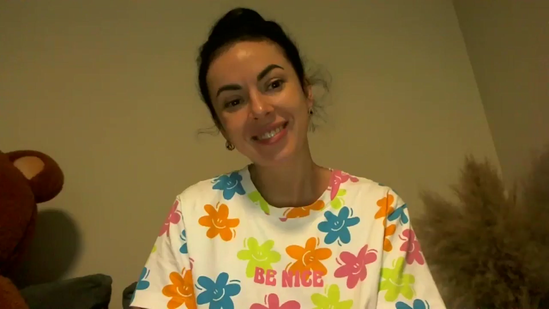 Gallery image thumbnail from TooOld4Sex's myfreecams stream on, 09/20/2024, 04:56 image 15 of 20