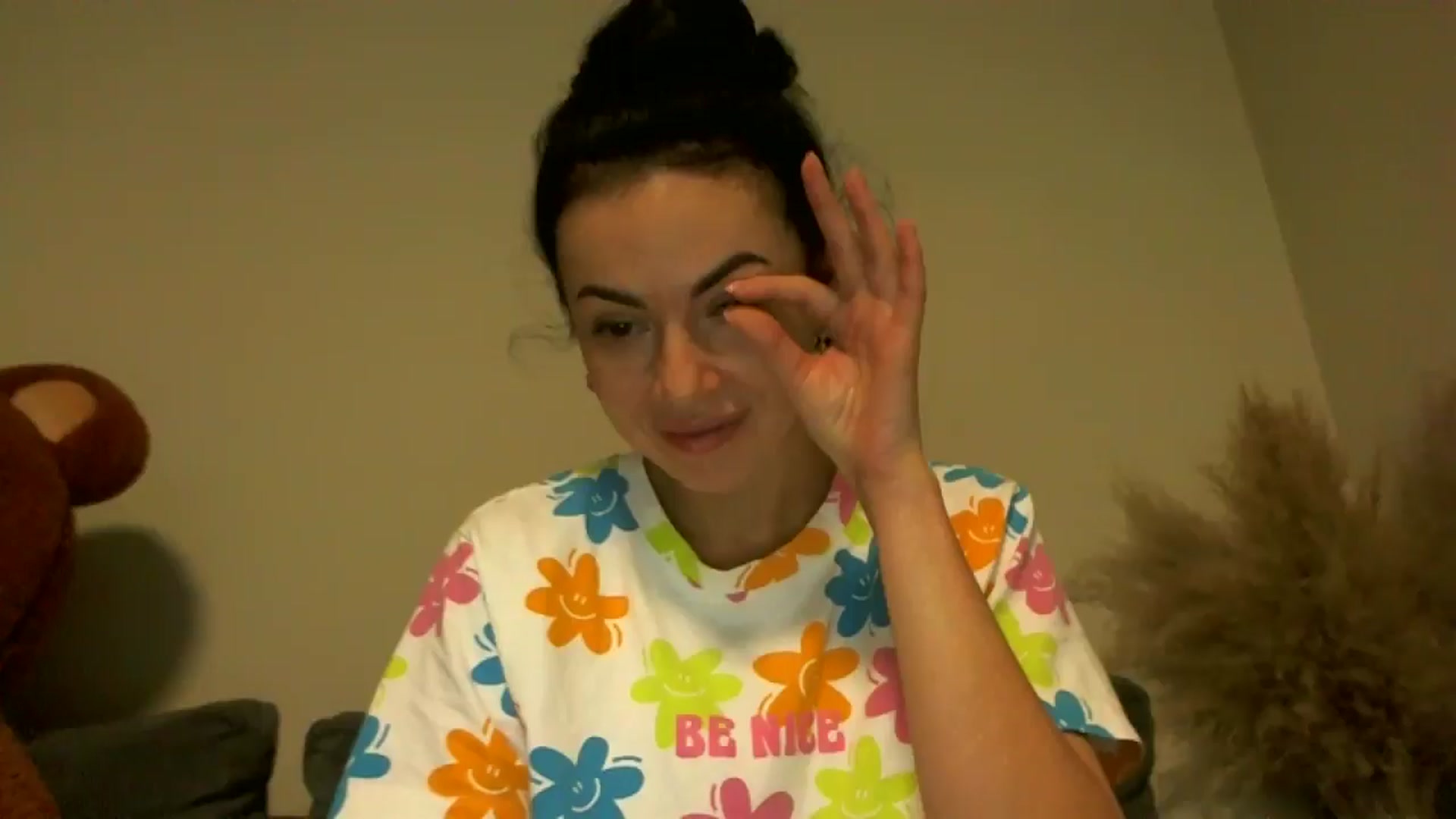 Gallery image thumbnail from TooOld4Sex's myfreecams stream on, 09/20/2024, 04:56 image 10 of 20