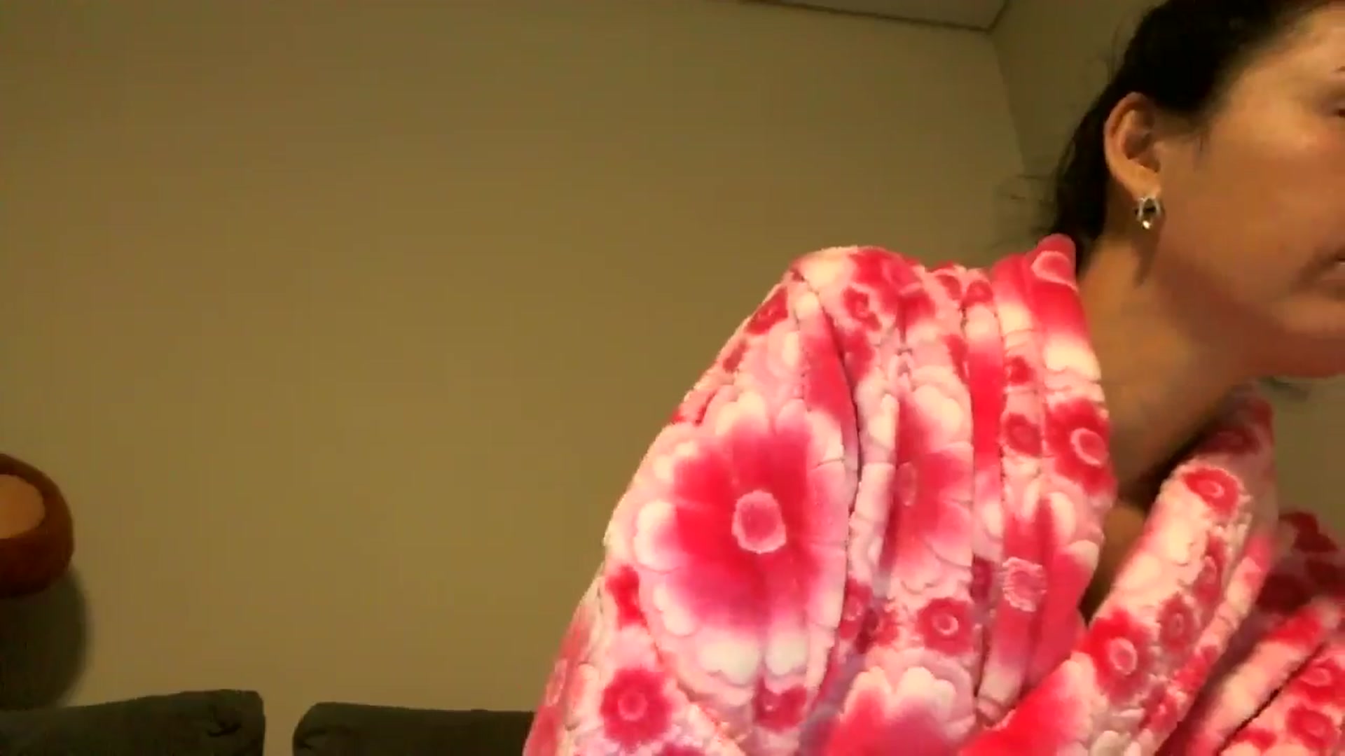 Gallery image thumbnail from TooOld4Sex's myfreecams stream on, 09/21/2024, 03:57 image 13 of 20