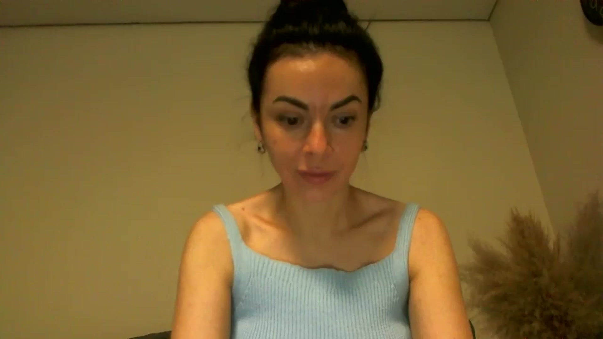 Gallery image thumbnail from TooOld4Sex's myfreecams stream on, 09/23/2024, 04:54 image 12 of 20