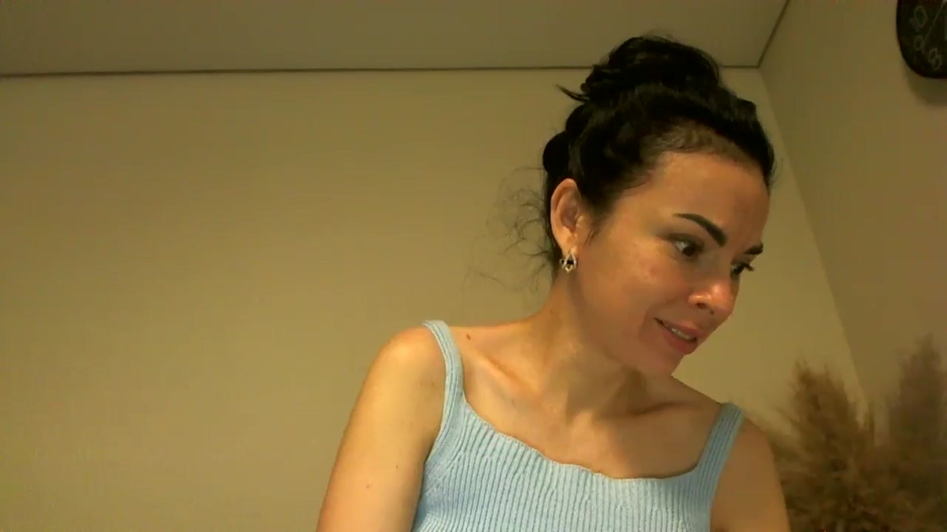 Gallery image thumbnail from TooOld4Sex's myfreecams stream on, 09/23/2024, 04:54 image 5 of 20