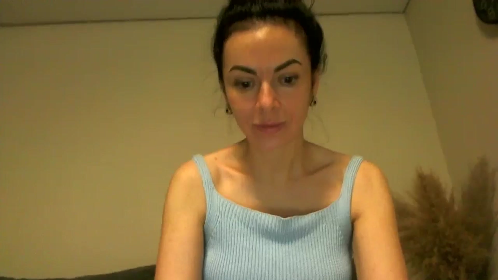 Gallery image thumbnail from TooOld4Sex's myfreecams stream on, 09/23/2024, 05:16 image 9 of 20