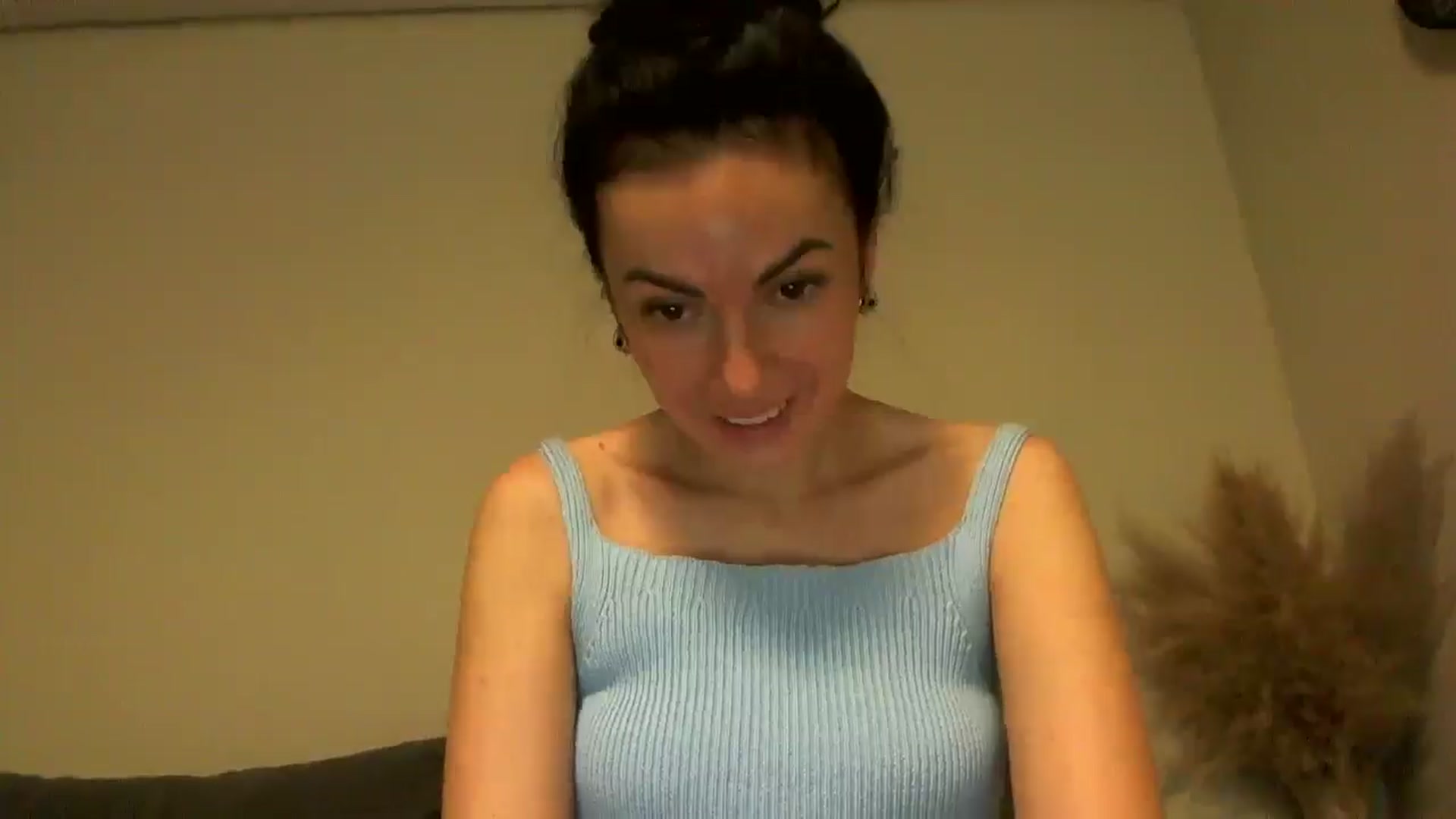 Gallery image thumbnail from TooOld4Sex's myfreecams stream on, 09/23/2024, 05:16 image 16 of 20