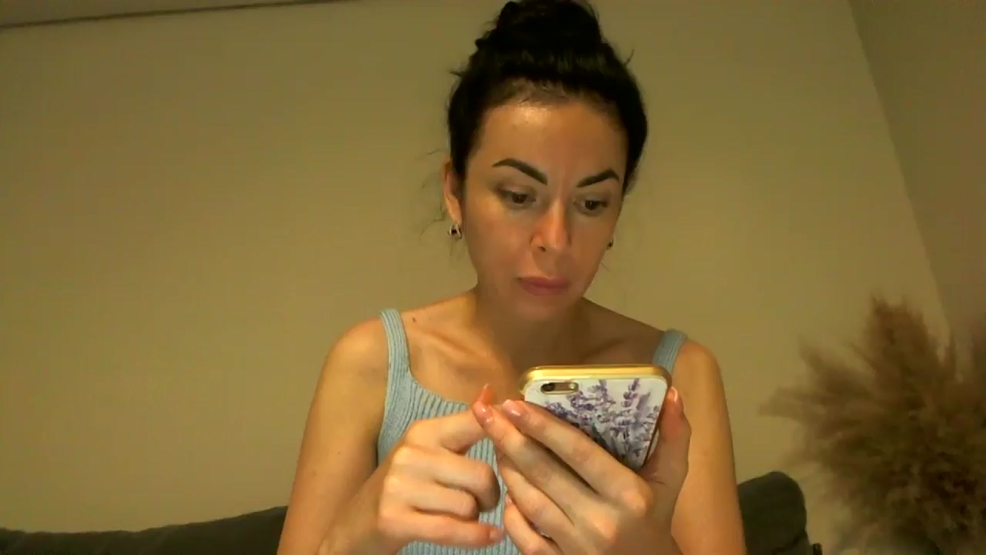 Gallery image thumbnail from TooOld4Sex's myfreecams stream on, 09/23/2024, 05:16 image 1 of 20