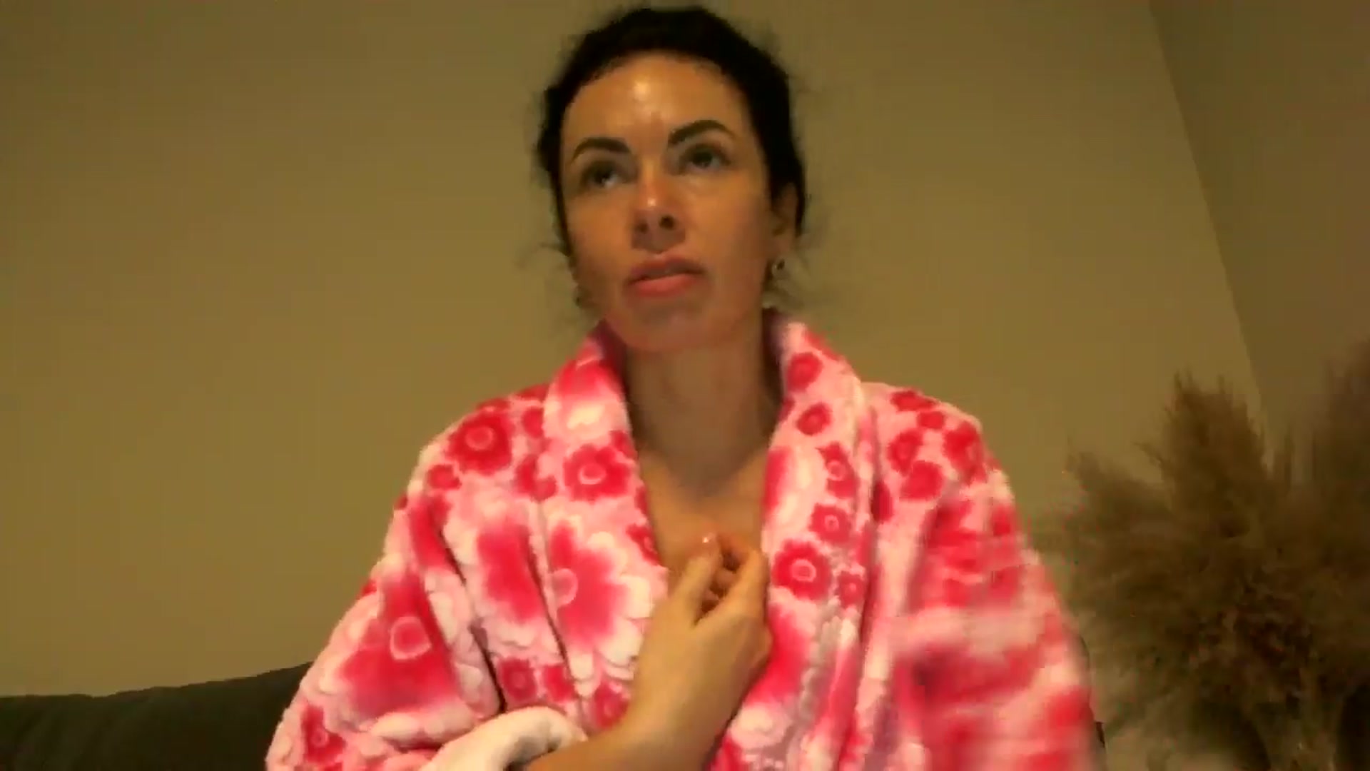 Gallery image thumbnail from TooOld4Sex's myfreecams stream on, 09/25/2024, 03:21 image 12 of 20