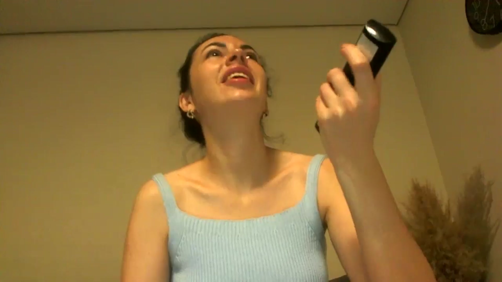 Gallery image thumbnail from TooOld4Sex's myfreecams stream on, 09/29/2024, 02:47 image 10 of 20