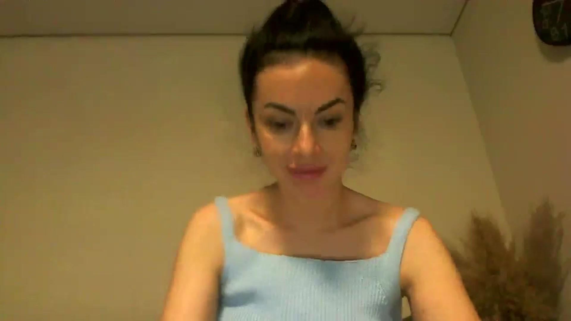 Gallery image thumbnail from TooOld4Sex's myfreecams stream on, 09/29/2024, 04:56 image 17 of 20