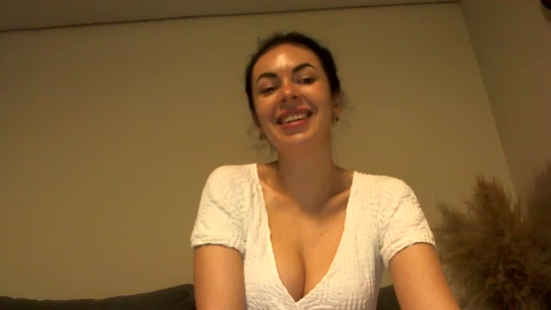 Gallery image thumbnail from TooOld4Sex's myfreecams stream on, 10/08/2024, 04:21 image 15 of 20