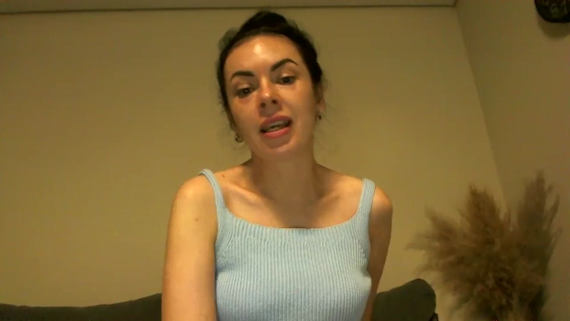 Gallery image thumbnail from TooOld4Sex's myfreecams stream on, 10/13/2024, 04:31 image 16 of 20