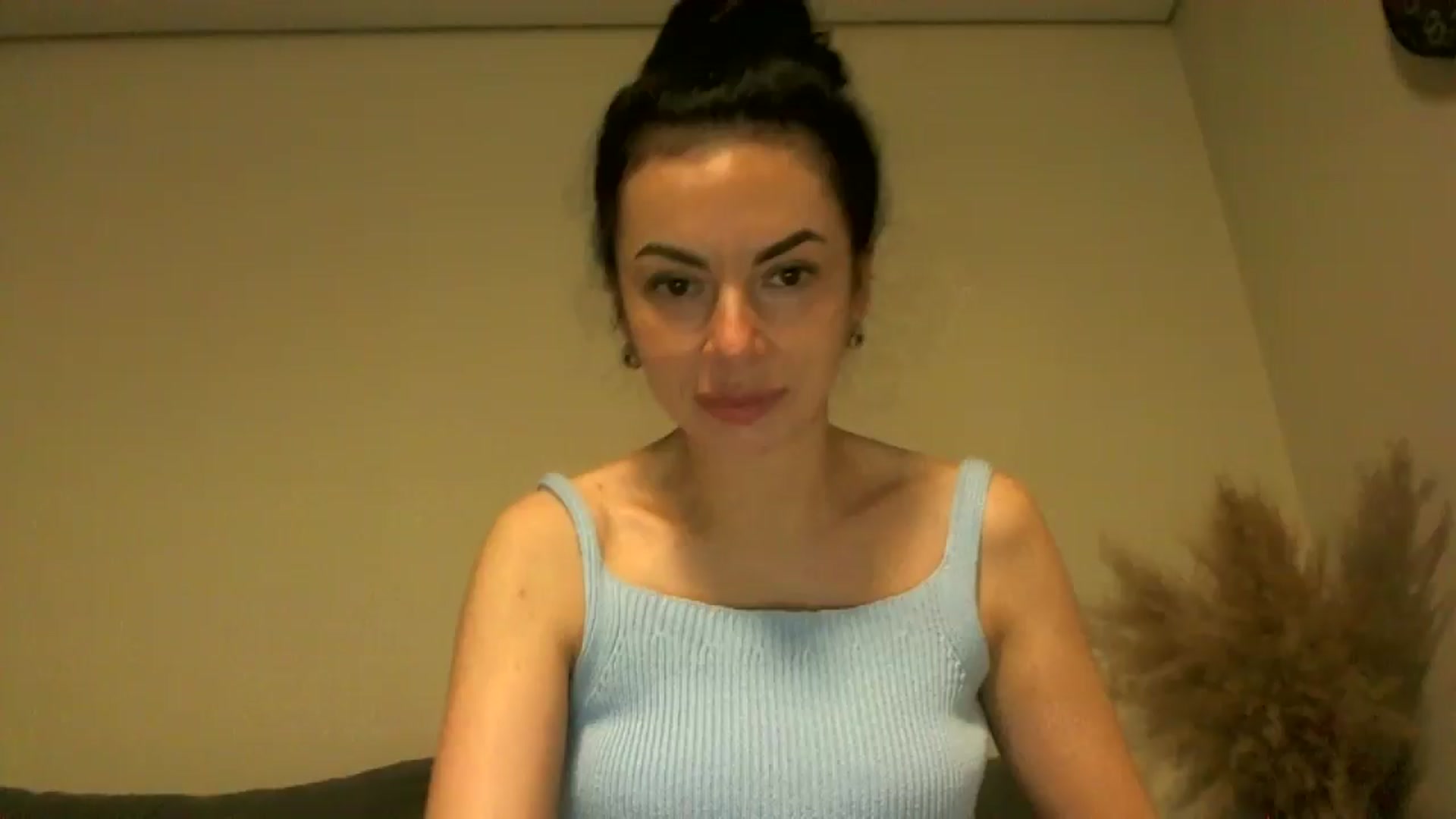 Gallery image thumbnail from TooOld4Sex's myfreecams stream on, 10/13/2024, 04:31 image 11 of 20