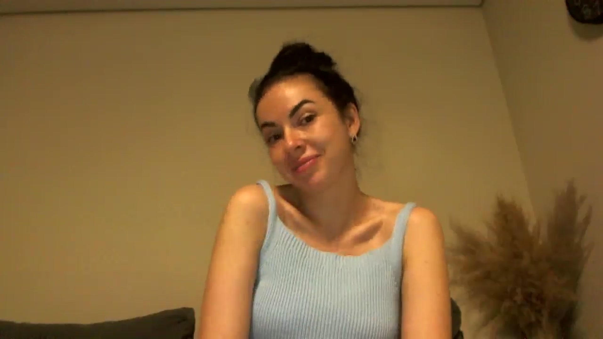 Gallery image thumbnail from TooOld4Sex's myfreecams stream on, 10/13/2024, 04:31 image 15 of 20