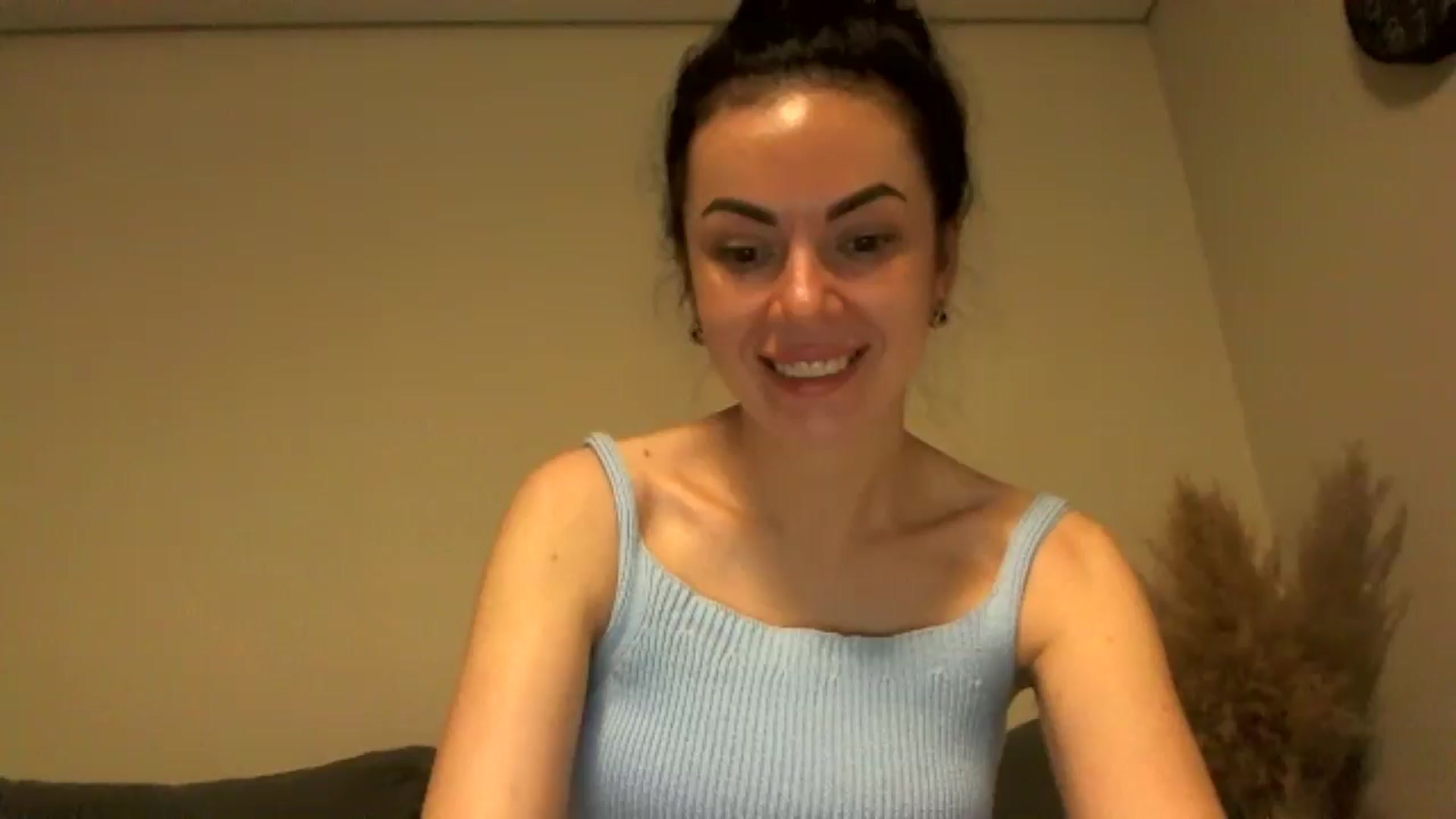 Gallery image thumbnail from TooOld4Sex's myfreecams stream on, 10/13/2024, 04:31 image 17 of 20