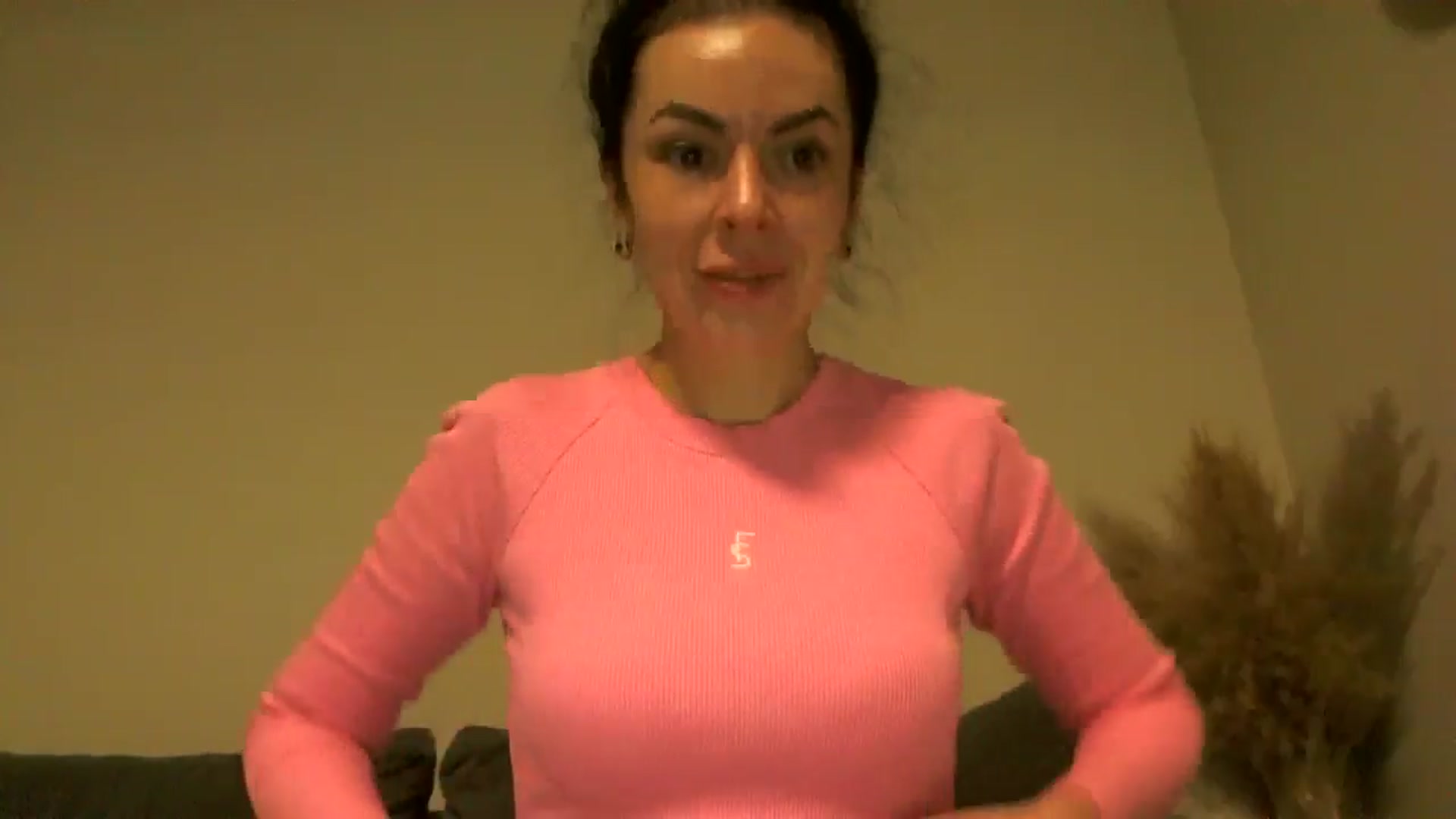Gallery image thumbnail from TooOld4Sex's myfreecams stream on, 10/16/2024, 04:01 image 7 of 20