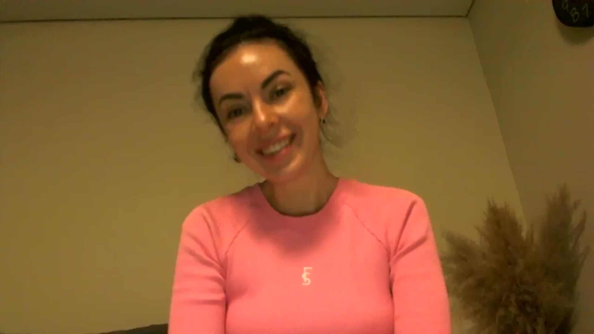 Gallery image thumbnail from TooOld4Sex's myfreecams stream on, 10/16/2024, 04:01 image 14 of 20