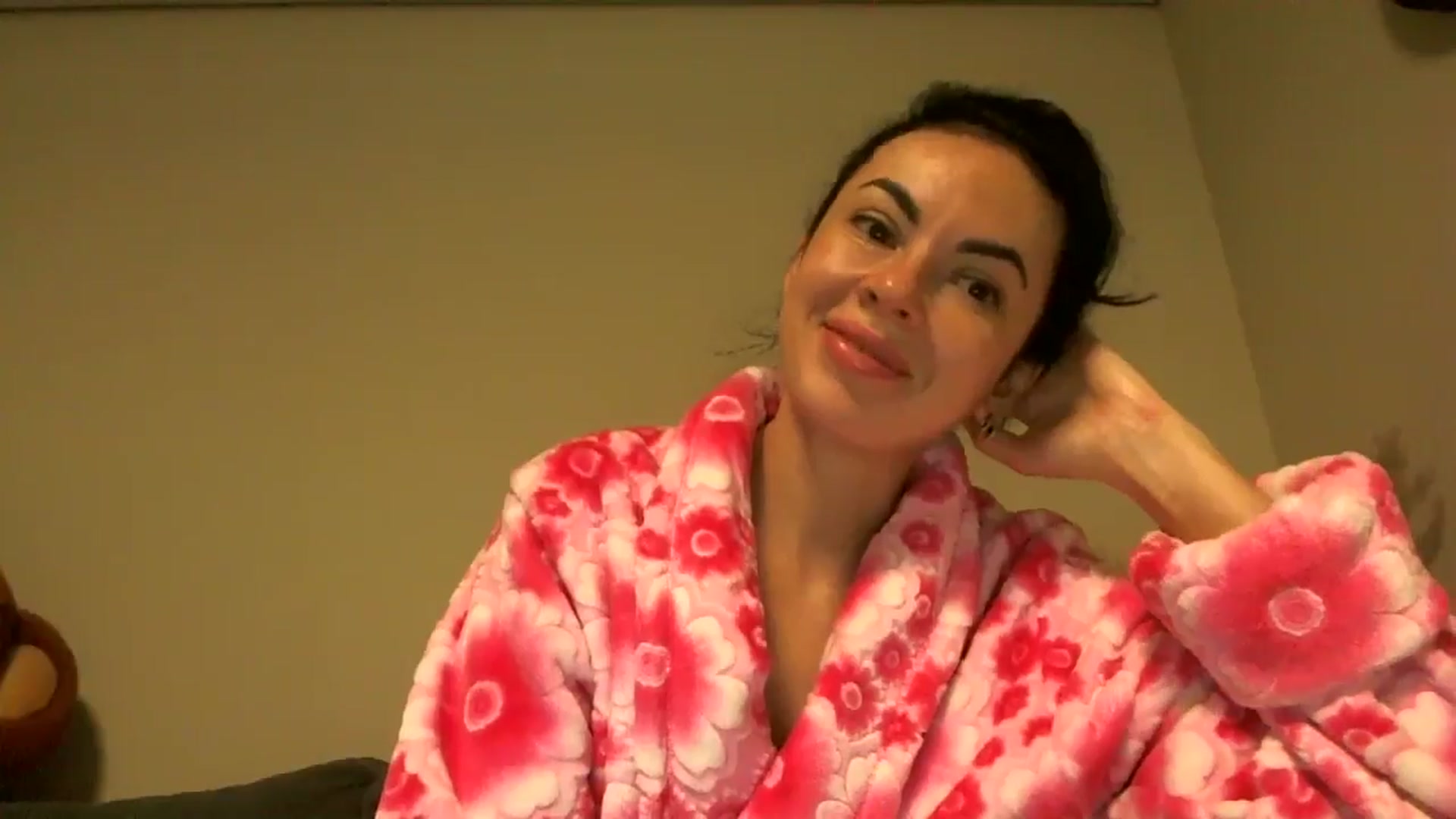 Gallery image thumbnail from TooOld4Sex's myfreecams stream on, 10/18/2024, 04:04 image 4 of 20