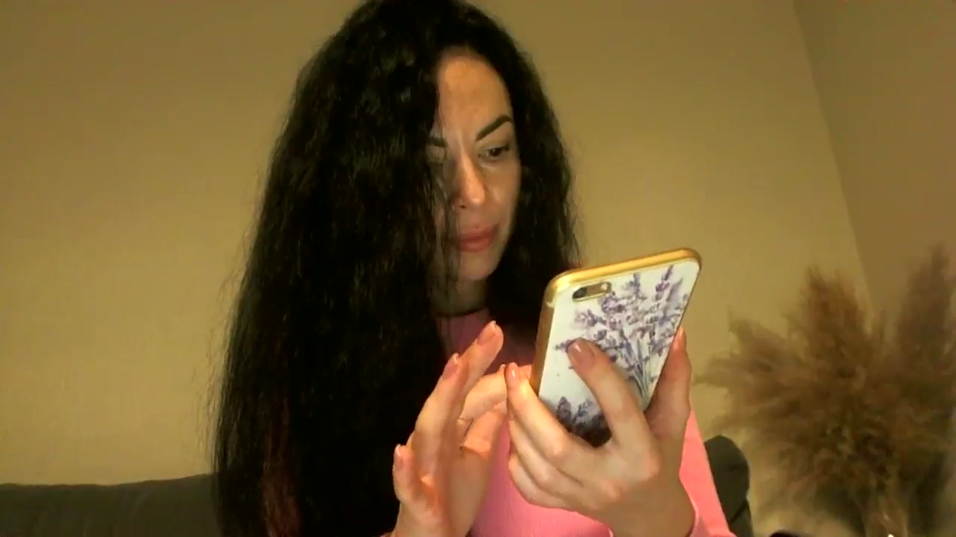 Gallery image thumbnail from TooOld4Sex's myfreecams stream on, 10/22/2024, 03:51 image 15 of 20