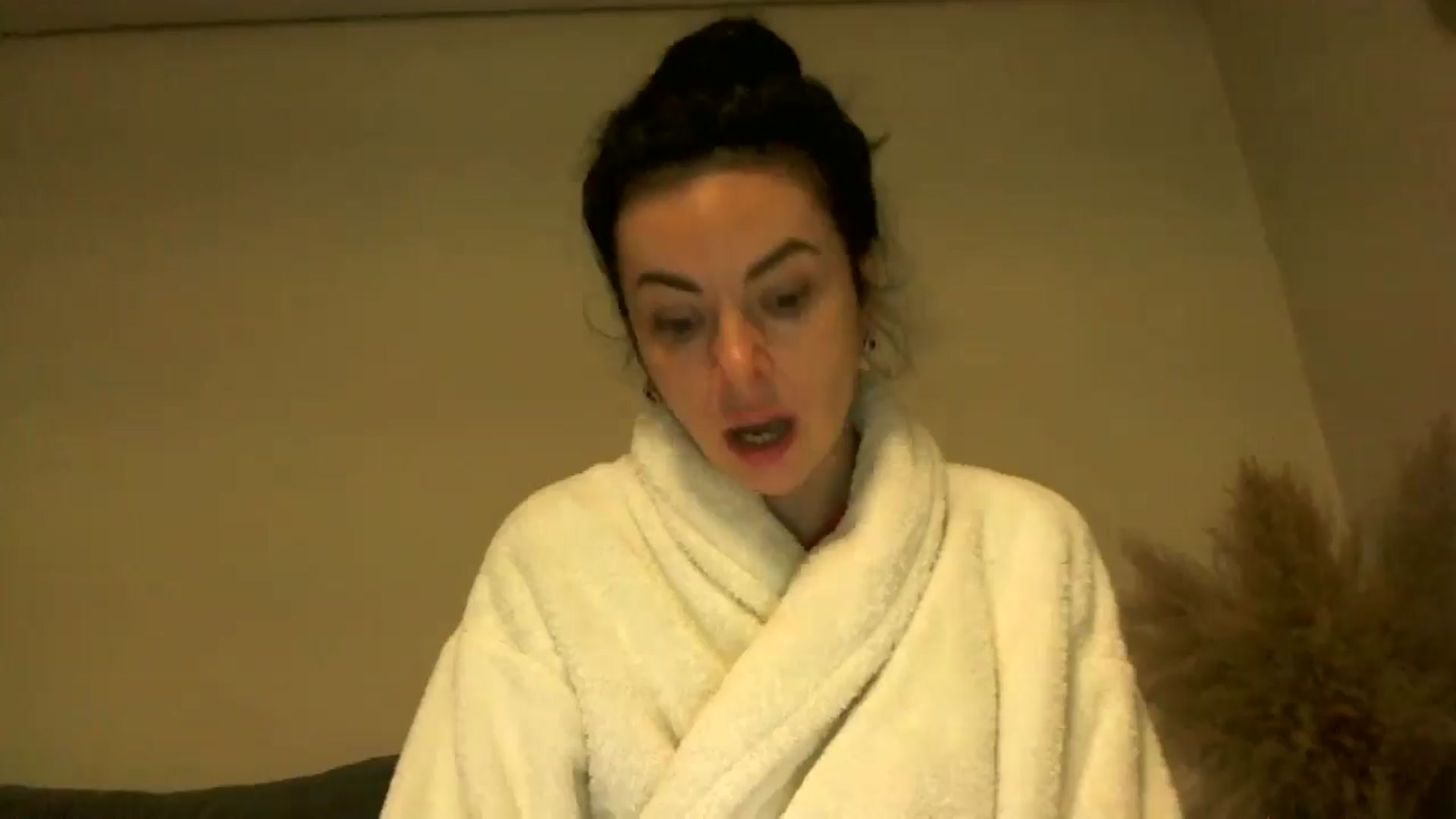 Gallery image thumbnail from TooOld4Sex's myfreecams stream on, 10/23/2024, 04:47 image 15 of 20