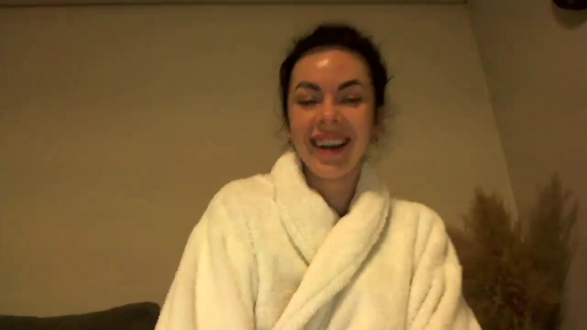 Gallery image thumbnail from TooOld4Sex's myfreecams stream on, 10/23/2024, 04:47 image 2 of 20