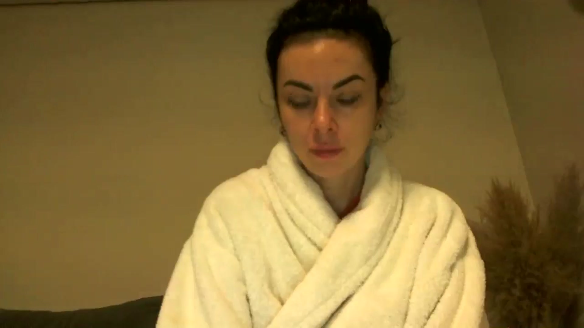 Gallery image thumbnail from TooOld4Sex's myfreecams stream on, 10/23/2024, 04:47 image 17 of 20