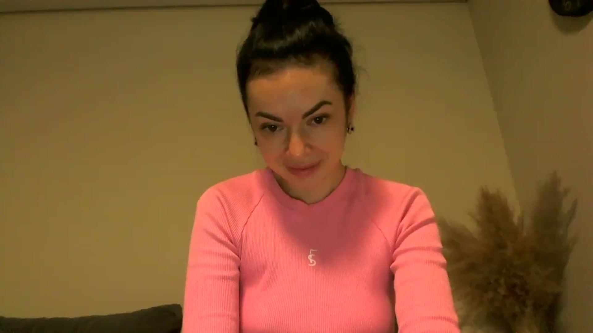 Gallery image thumbnail from TooOld4Sex's myfreecams stream on, 10/31/2024, 04:21 image 20 of 20