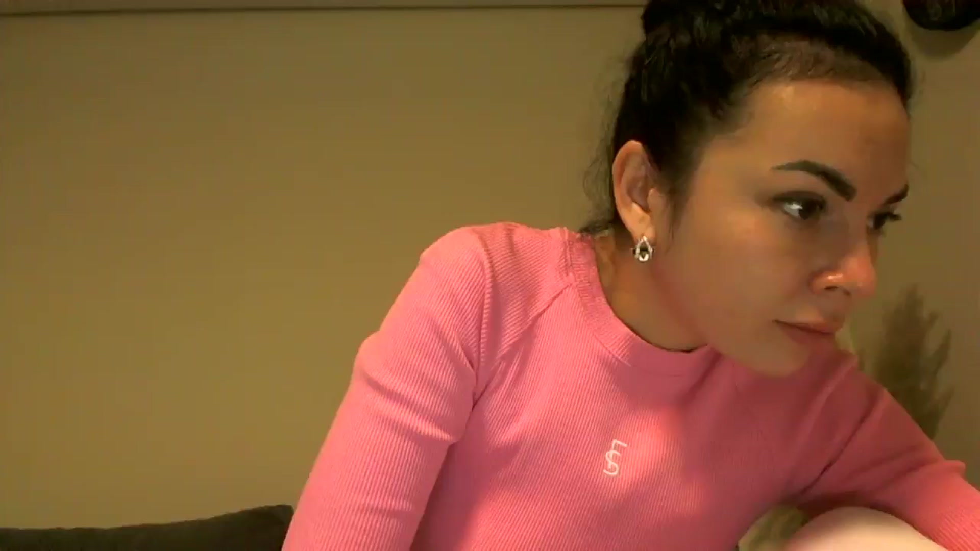 Gallery image thumbnail from TooOld4Sex's myfreecams stream on, 10/31/2024, 04:56 image 6 of 20