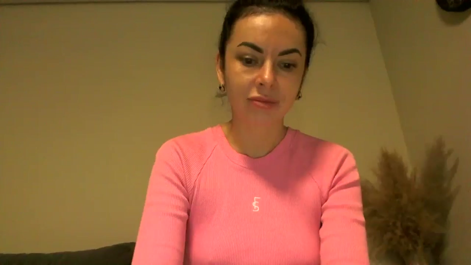 Gallery image thumbnail from TooOld4Sex's myfreecams stream on, 10/31/2024, 04:56 image 18 of 20