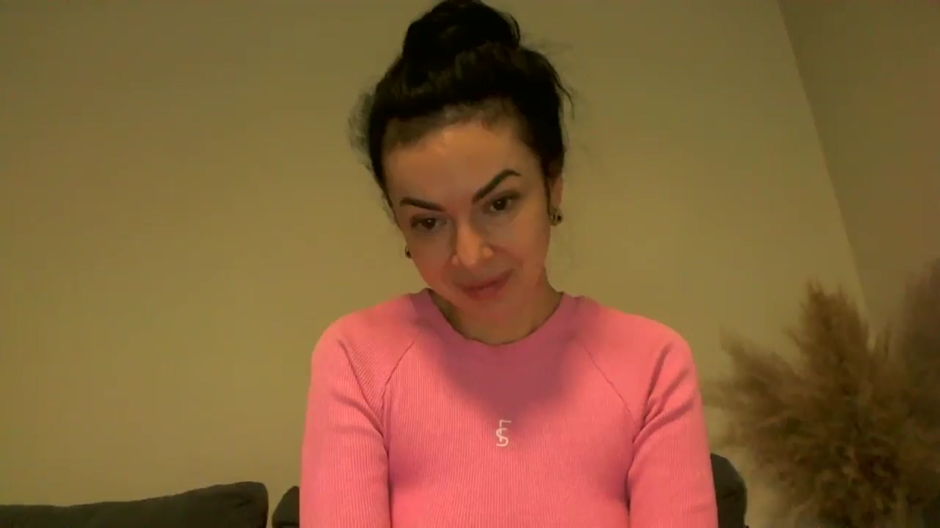 Gallery image thumbnail from TooOld4Sex's myfreecams stream on, 11/07/2024, 05:44 image 16 of 20