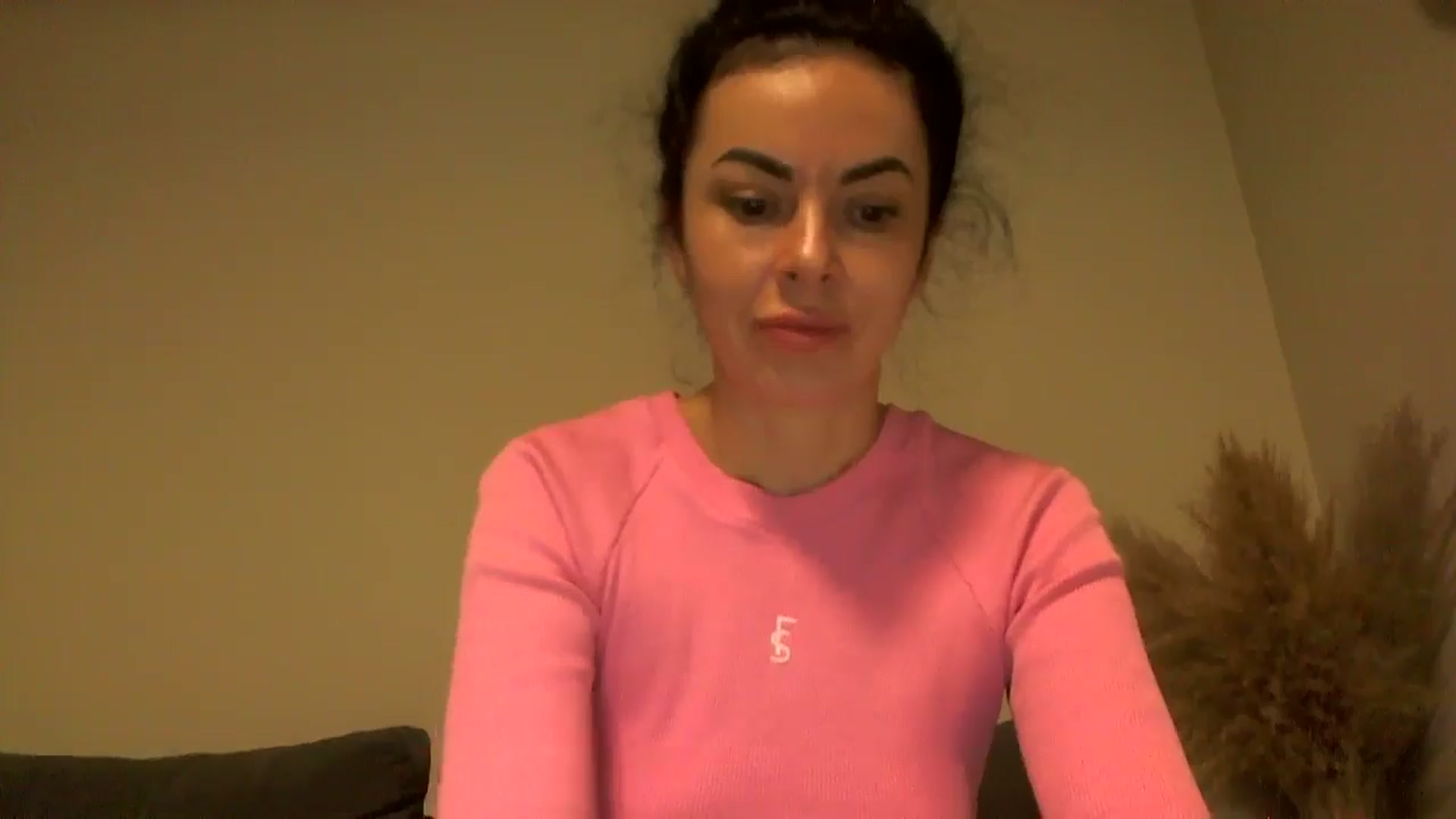 Gallery image thumbnail from TooOld4Sex's myfreecams stream on, 11/10/2024, 04:45 image 17 of 20