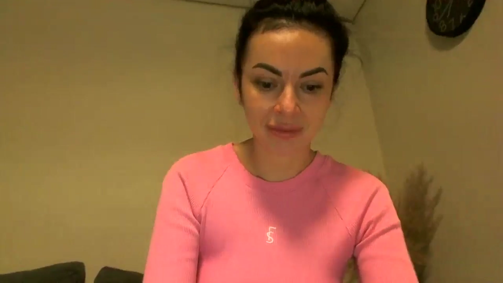 Gallery image thumbnail from TooOld4Sex's myfreecams stream on, 11/14/2024, 05:56 image 15 of 20