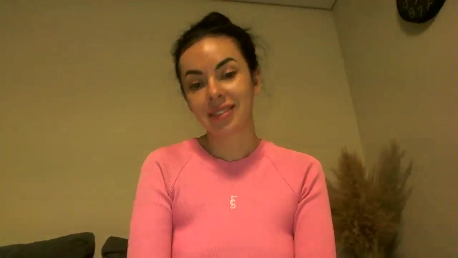 Gallery image thumbnail from TooOld4Sex's myfreecams stream on, 11/14/2024, 05:56 image 19 of 20