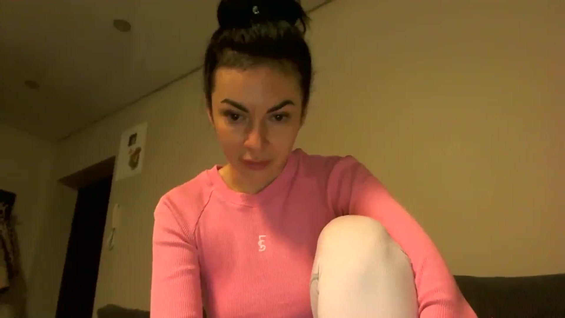Gallery image thumbnail from TooOld4Sex's myfreecams stream on, 11/23/2024, 04:54 image 13 of 20