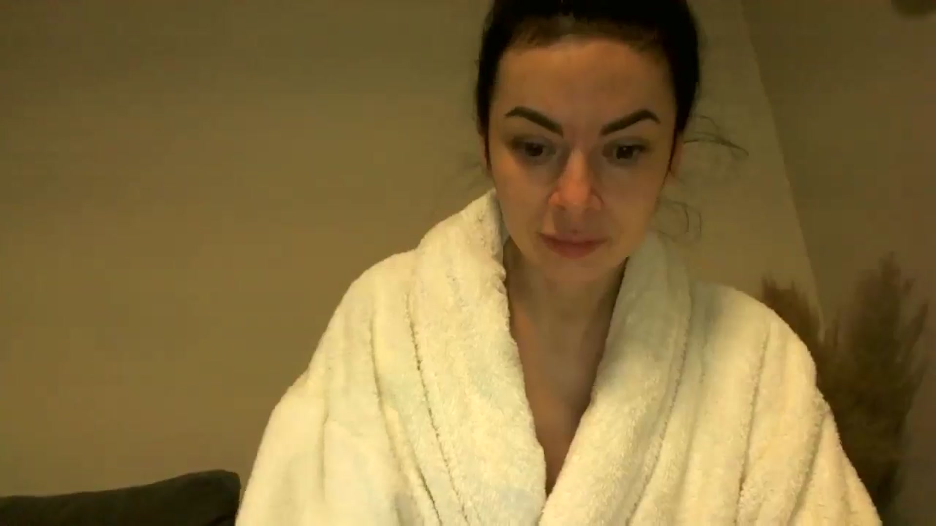 Gallery image thumbnail from TooOld4Sex's myfreecams stream on, 11/26/2024, 06:36 image 8 of 20