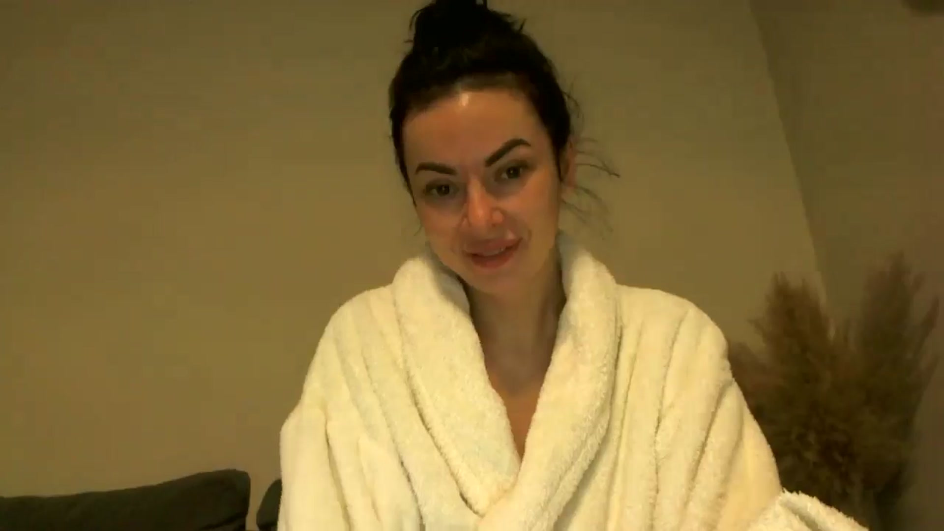 Gallery image thumbnail from TooOld4Sex's myfreecams stream on, 11/26/2024, 06:36 image 13 of 20