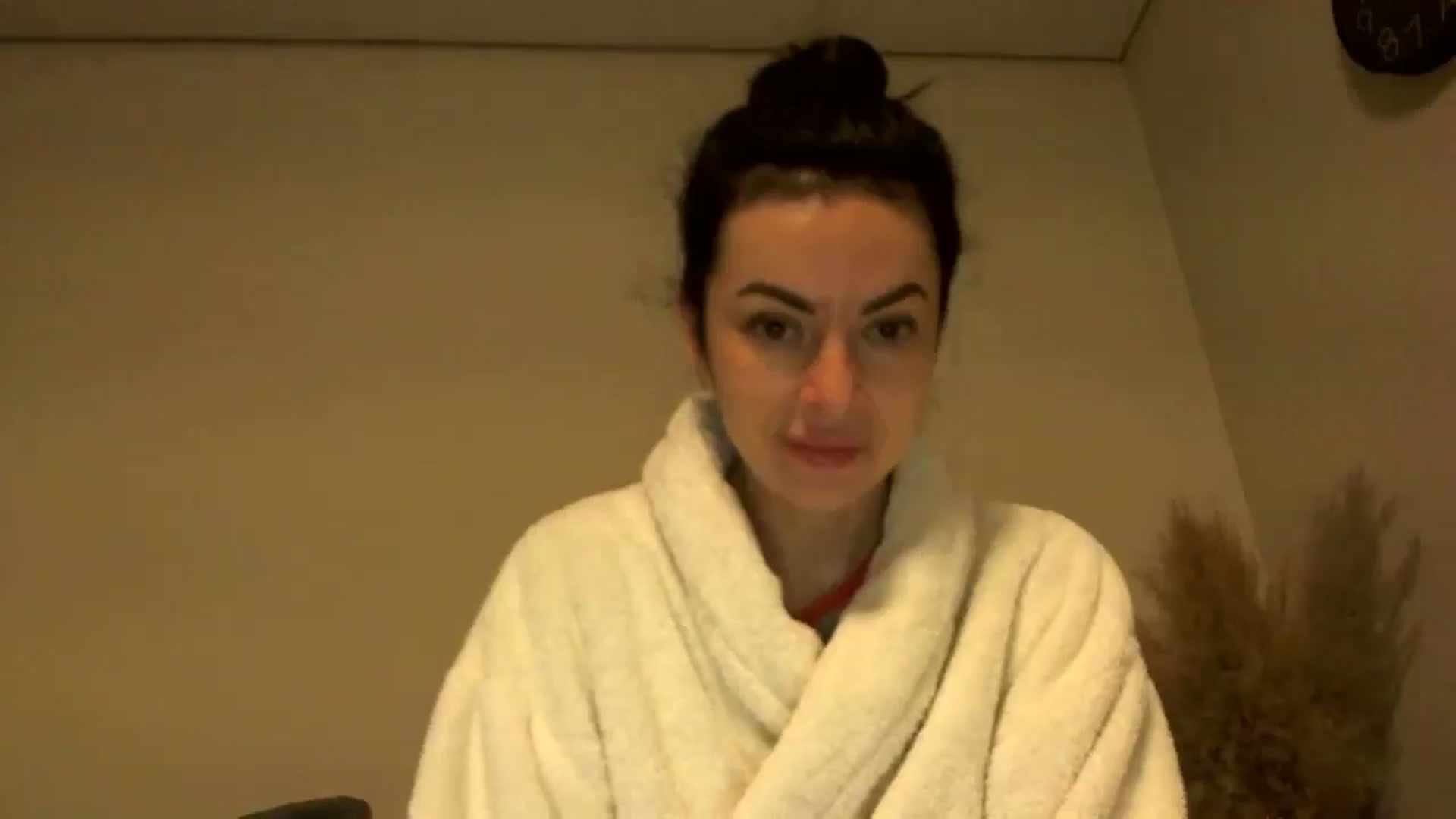 Gallery image thumbnail from TooOld4Sex's myfreecams stream on, 11/27/2024, 04:38 image 18 of 20