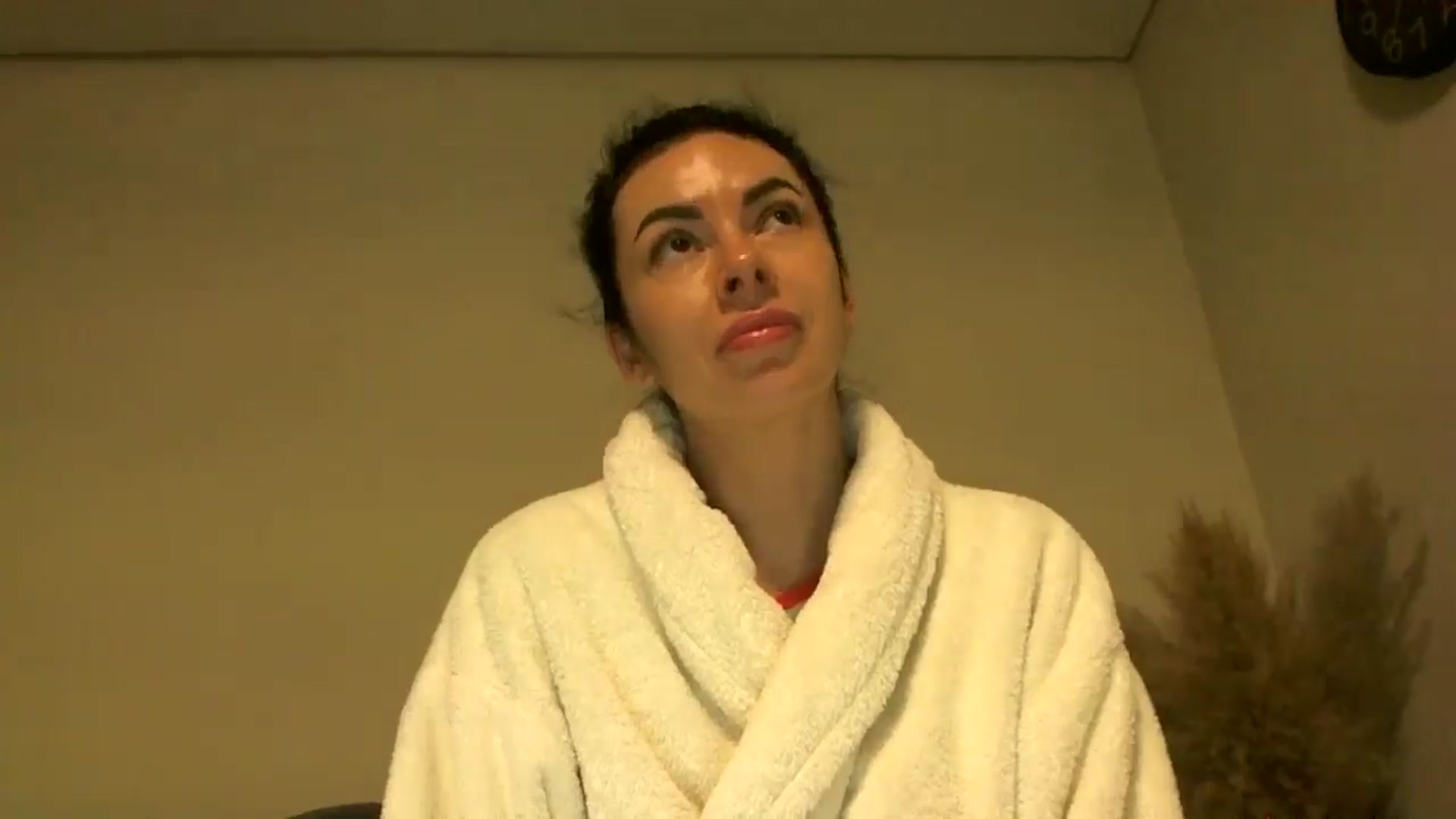 Gallery image thumbnail from TooOld4Sex's myfreecams stream on, 11/27/2024, 04:38 image 15 of 20