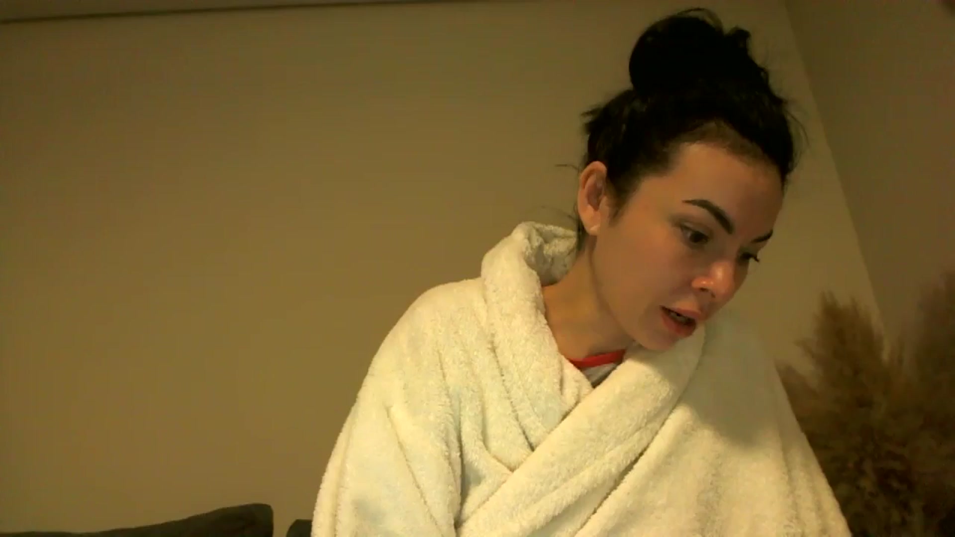 Gallery image thumbnail from TooOld4Sex's myfreecams stream on, 12/02/2024, 05:25 image 15 of 20