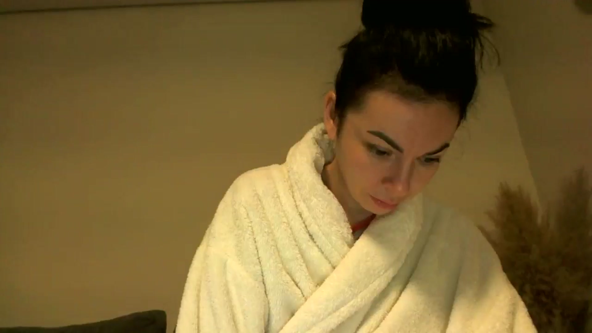 Gallery image thumbnail from TooOld4Sex's myfreecams stream on, 12/02/2024, 05:25 image 10 of 20