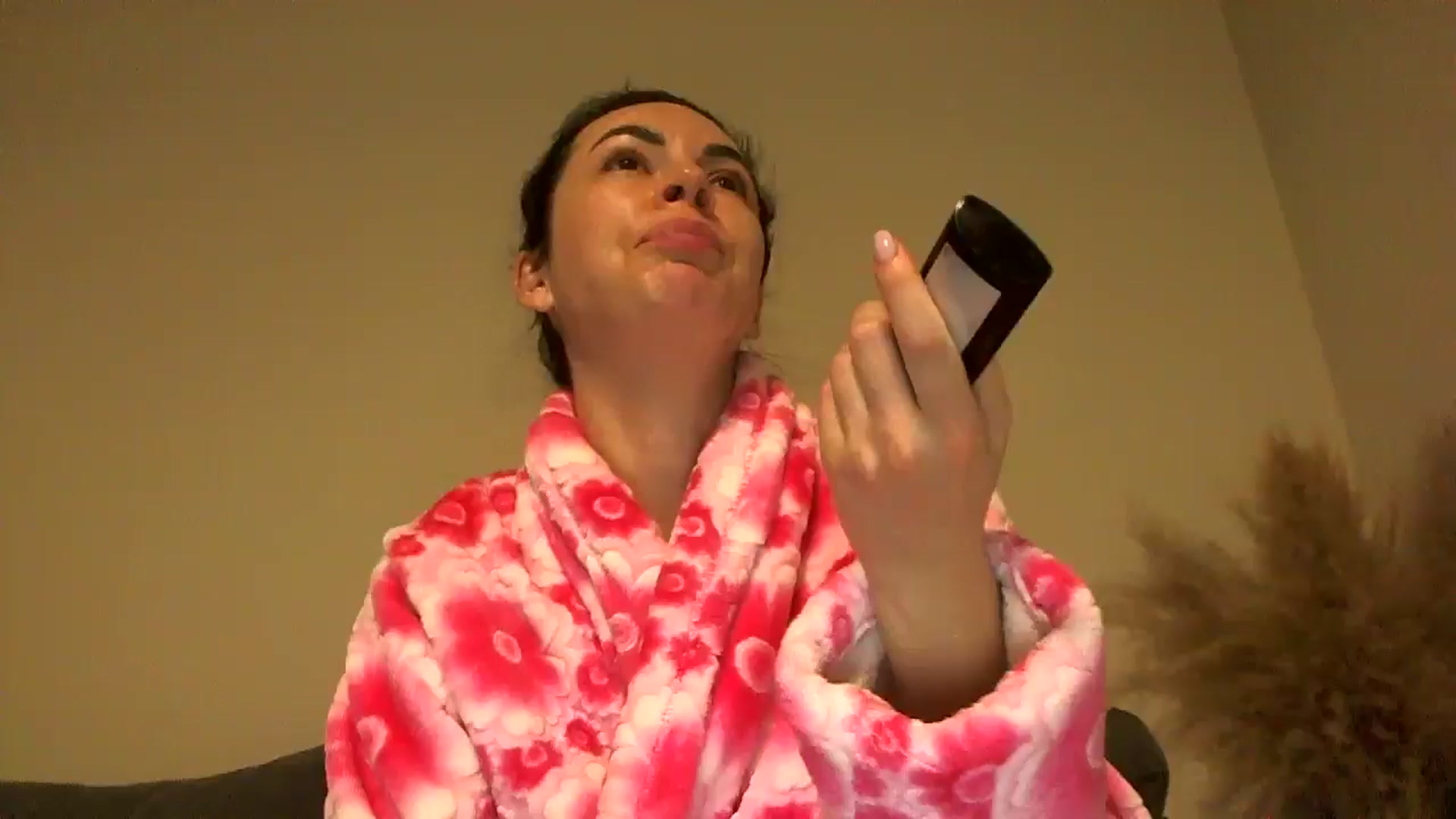 Gallery image thumbnail from TooOld4Sex's myfreecams stream on, 12/04/2024, 05:40 image 12 of 20