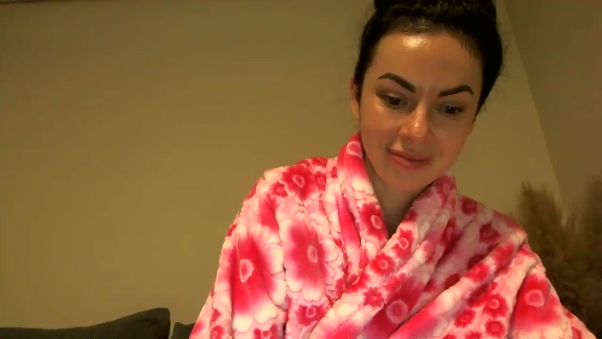 Gallery image thumbnail from TooOld4Sex's myfreecams stream on, 12/04/2024, 05:40 image 5 of 20