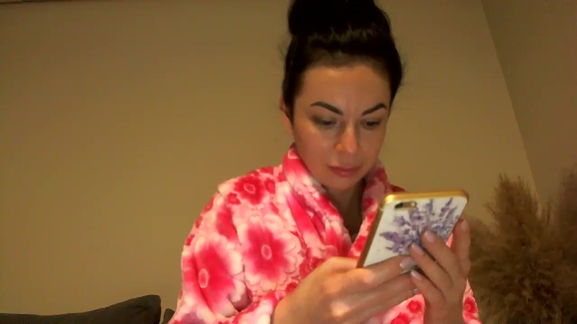 Gallery image thumbnail from TooOld4Sex's myfreecams stream on, 12/04/2024, 05:40 image 2 of 20