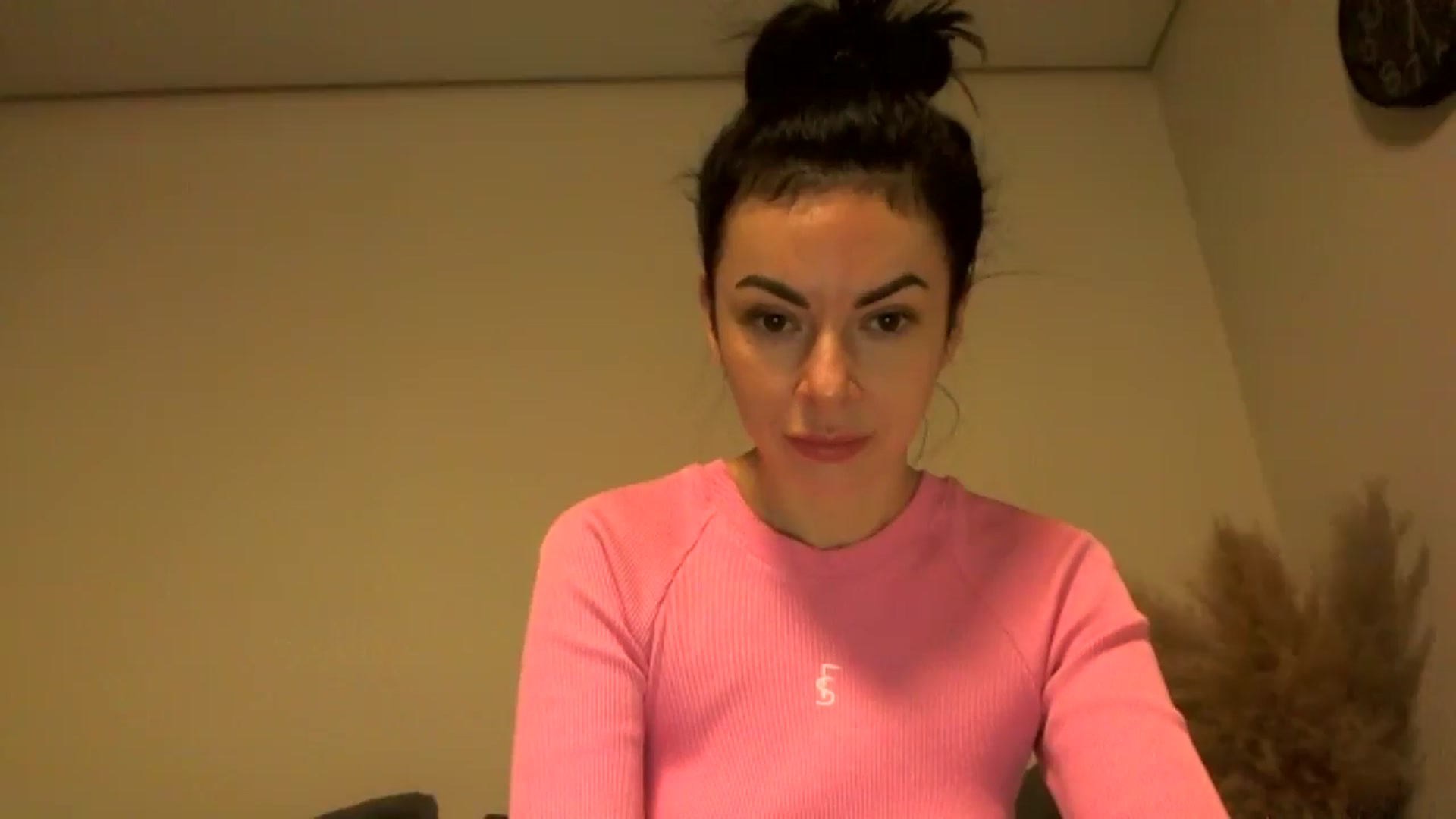 Gallery image thumbnail from TooOld4Sex's myfreecams stream on, 12/13/2024, 05:58 image 9 of 20