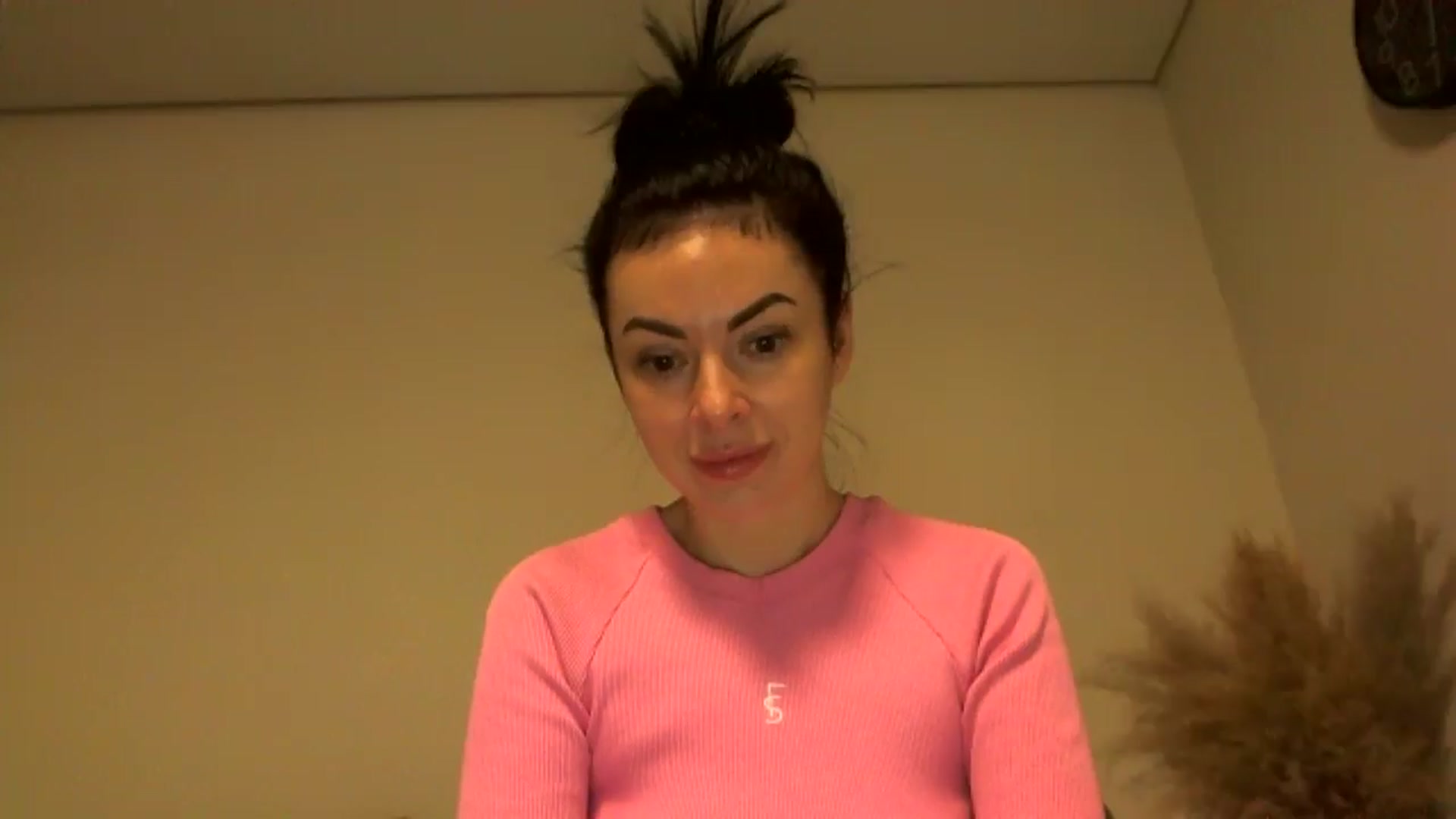Gallery image thumbnail from TooOld4Sex's myfreecams stream on, 12/13/2024, 05:58 image 6 of 20